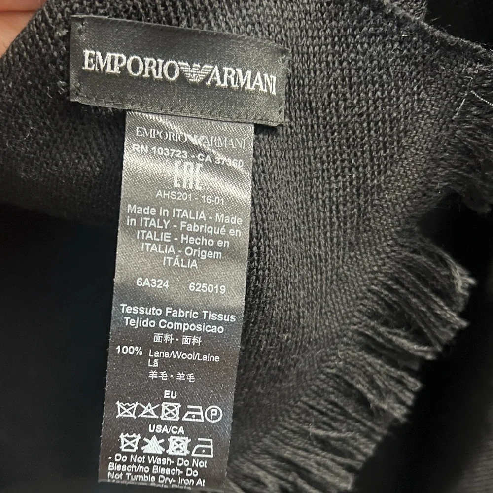 Emporio Armani 100% wool scarf